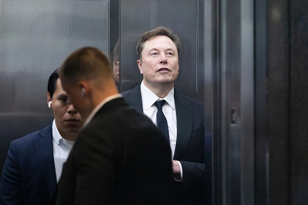 Ілон Маск погодився на використання Starlink для ударів по Росії