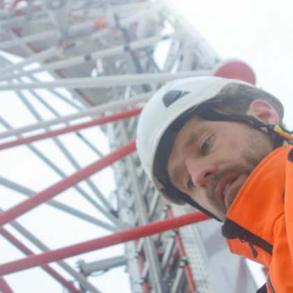 photo-rabota-na-sotovyh-vyshkah-1