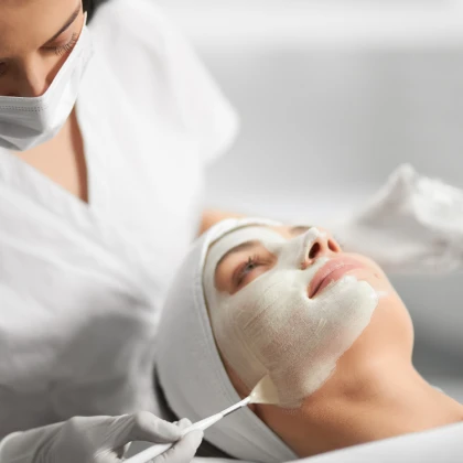 photo-get-esthetician-license-in-us