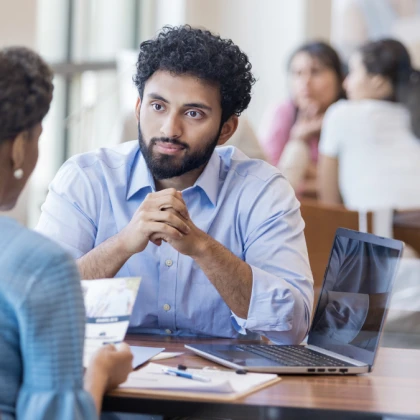 photo-undocumented-immigrants-bank-accounts