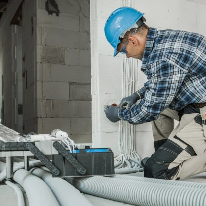 photo-8-jobs-for-a-cable-installer