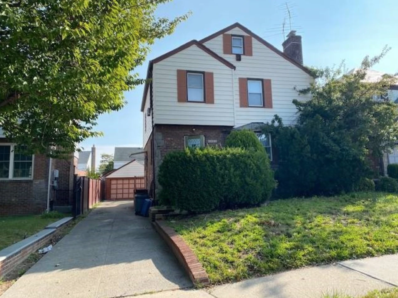 HOUSE FOR RENT