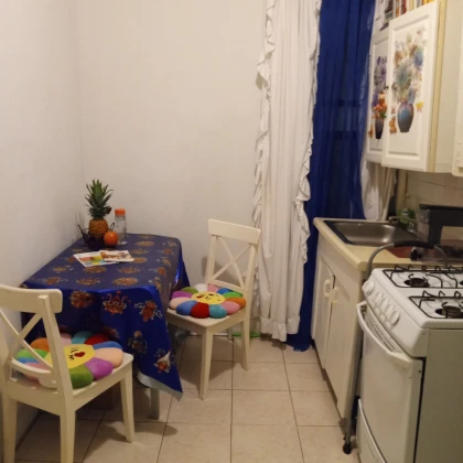 arenda-kvartiri-s-konditsionerom-i-televizorom-photo