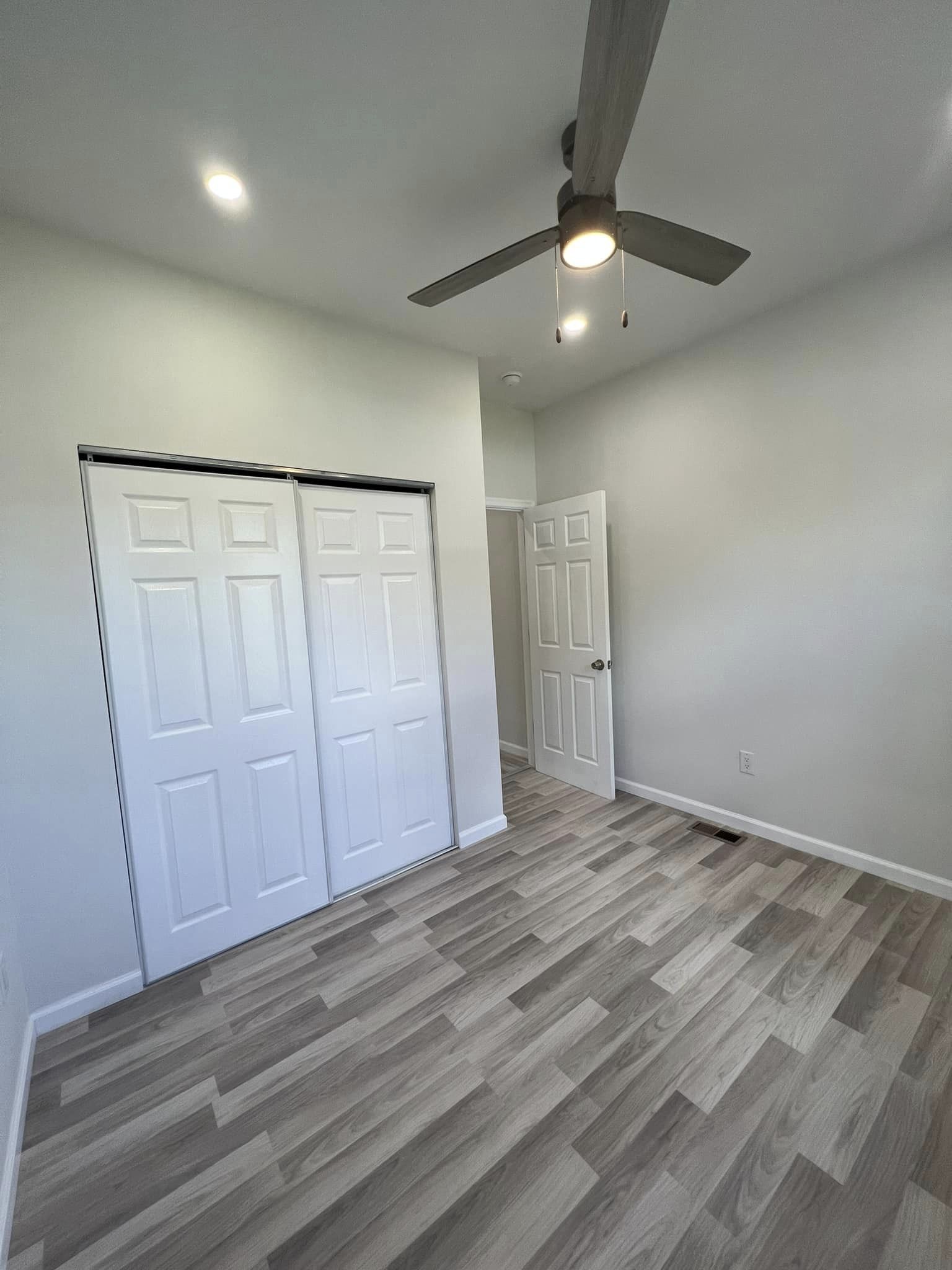 4bdr with 2 full baths - Фото 5