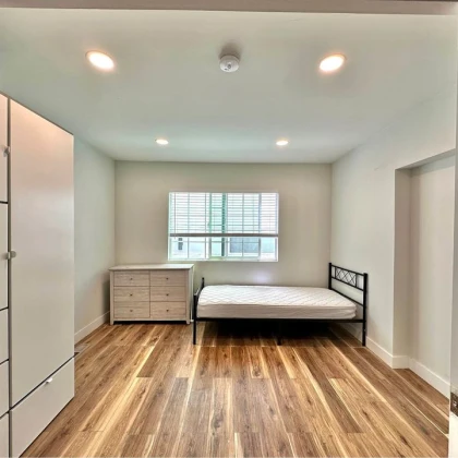 private-room-with-a-private-bathroom-photo