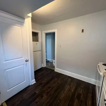 charming-3br1ba-apartment-on-cuyler-ave-freshly-painted-with-central-heat-separate-entrance-available-march-2024-photo