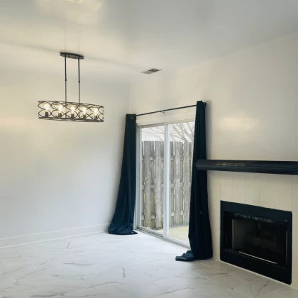 for-rent-2-beds-21-baths-photo