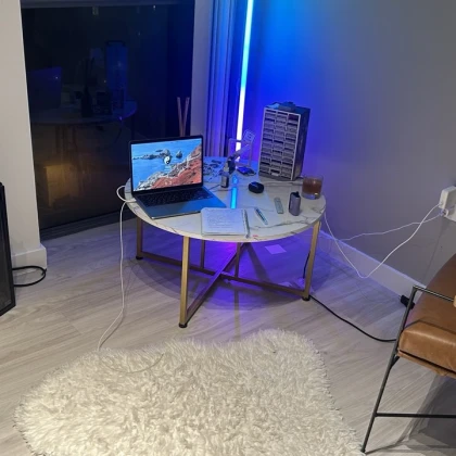 photo-sdaetsya-komnata-v-hollywood-1