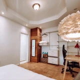 main-photo-sdaiotsya-komnata-v-chastnom-dome-11