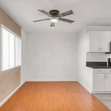 main-photo-sdaiotsya-2-spalyni-2-vannie-hollywood