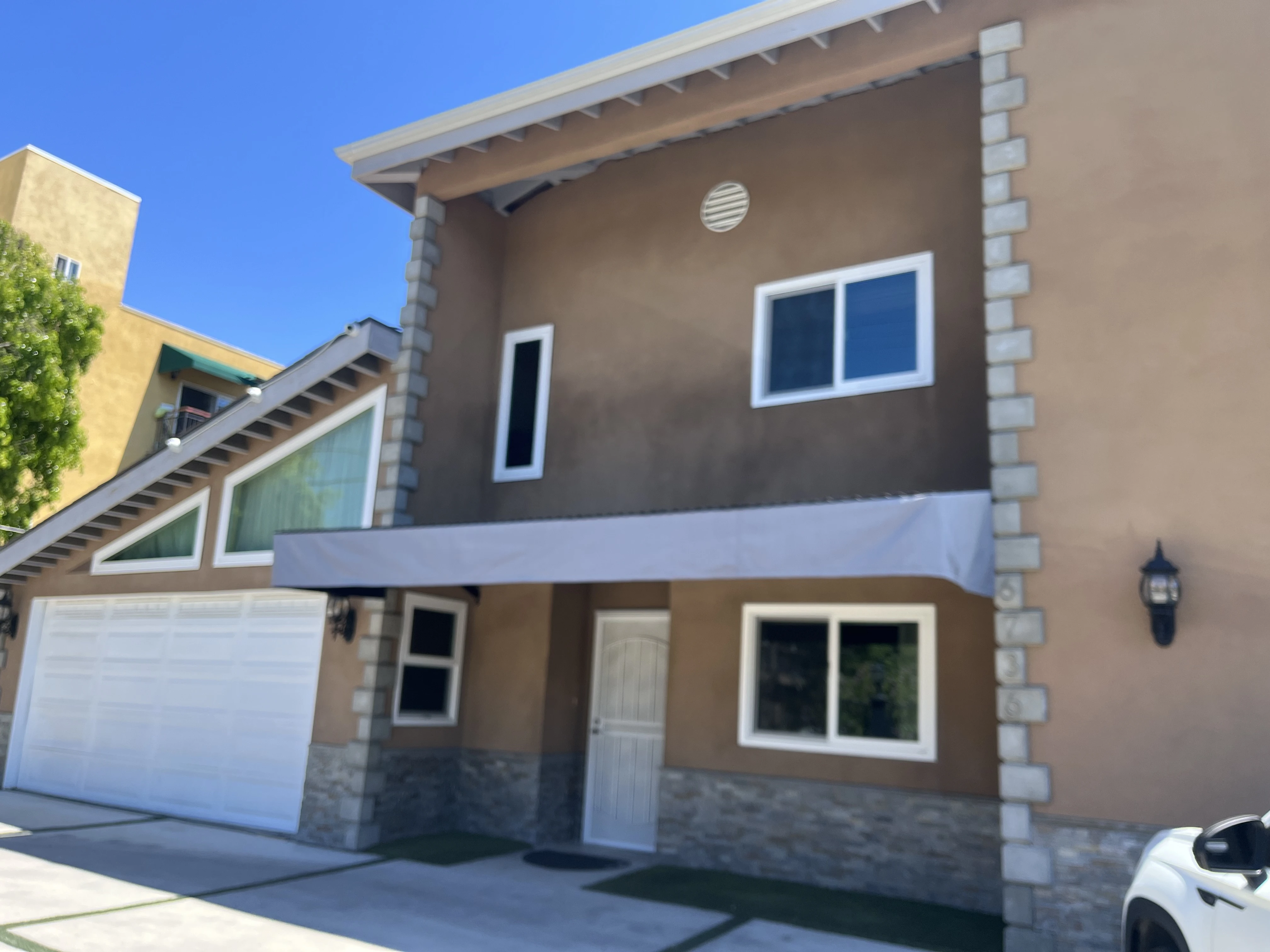 2 bedroom house for rent