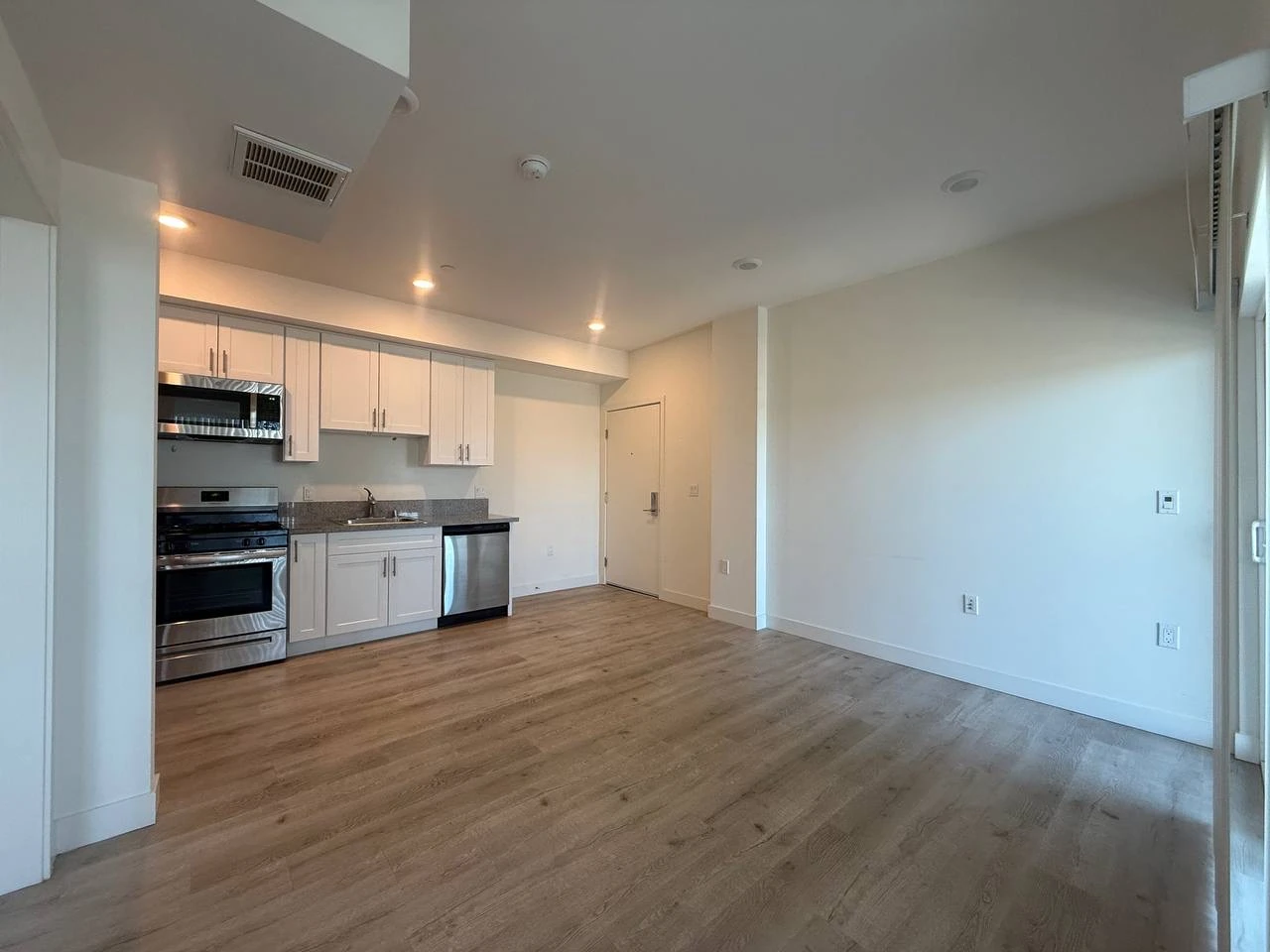 1BD/1BA for rent