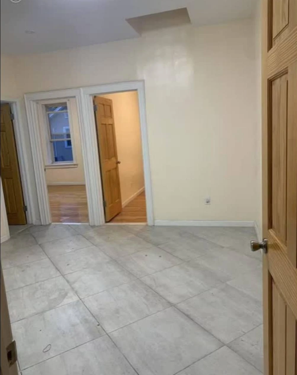 2-bedroom, 1-bathroom apartment