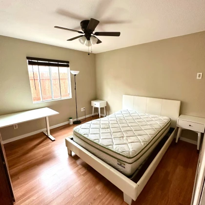 sdam-komnatu-v-chastnom-dome-s-territoriey-photo