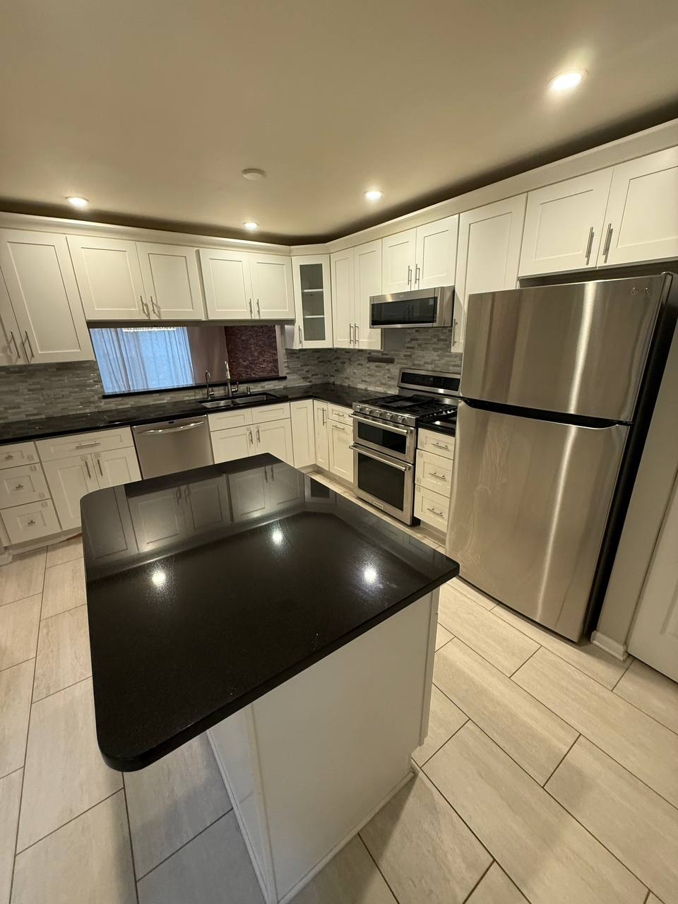 Сдаётся таунхаус в Buffalo Grove, IL 60089. $3000 в месяц - Фото 3
