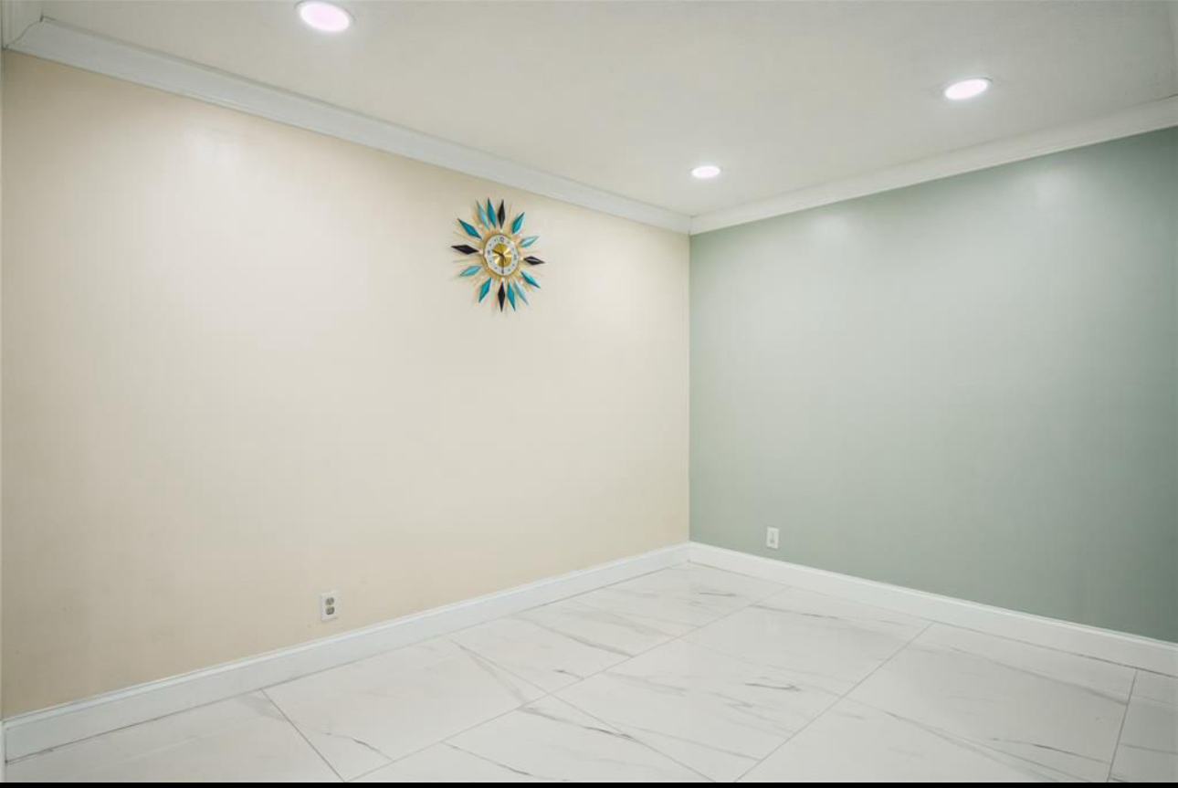 Угловой таунхаус с балконом и патио в сердце Pompano Beach - Фото 5
