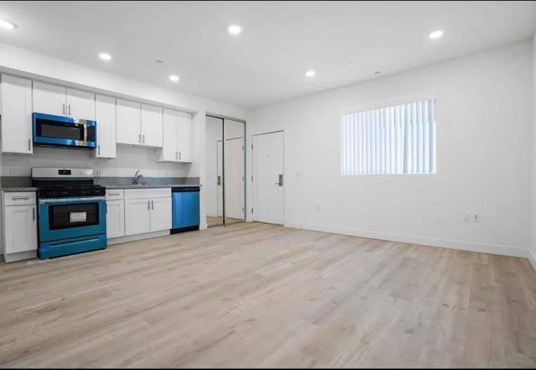 1BD, 1BA for rent