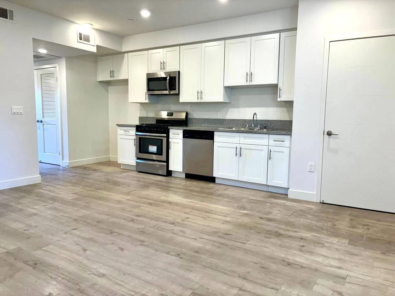 Сдается 1BD, 1BA