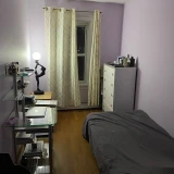 main-photo-sdaetsya-chistaya-meblirovannaya-komnata