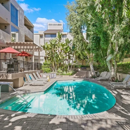 condo-in-encino-photo
