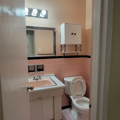 325576
