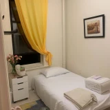 main-photo-posutochno-sdaetsya-uyutnaya-izolirovannaya-komnata-v-3-bedroom