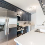 main-photo-zdayetysya-tanhaus-v-glendale-heights