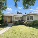 main-photo-3-bedroom-3-bathroom-for-rent-1