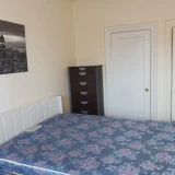 main-photo-sdaetsya-bolyshaya-meblirovannaya-otremontirovannaya-komnata