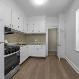 main-photo-sdayutsya-yarkie-appartamenti-v-samom-serdtse-coney-island-1