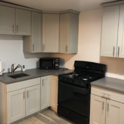 adu-back-house-for-rent-sun-valley-ca-photo