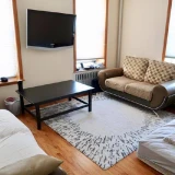 main-photo-sdaetsya-chistaya-uyutnaya-svetlaya-komnata-8