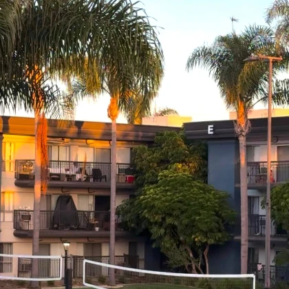 photo-sdaiotsya-studiya-v-seal-beach