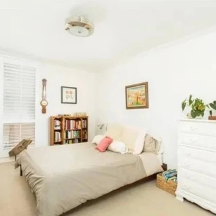 photo-komnata-s-vannoy-v-arendu