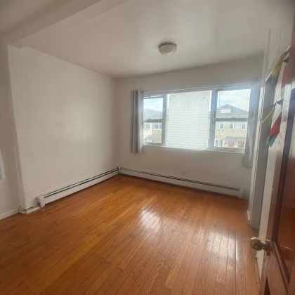 2200-2-bedroom-1-bathroom-hea-photo