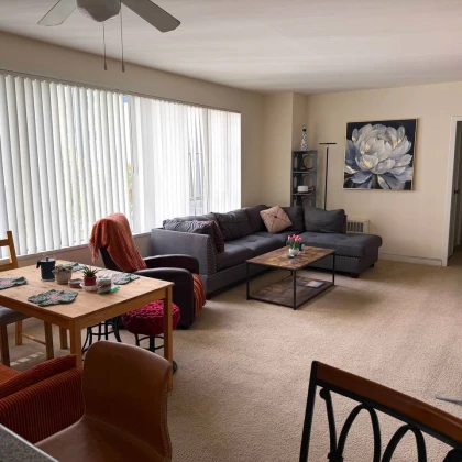 living-room-for-rent-photo