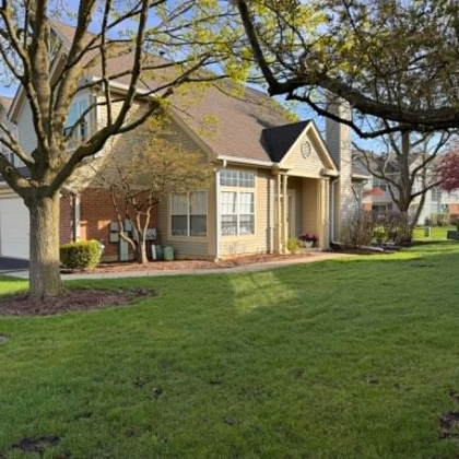 zdayetysya-kmnata-v-taunhaus-photo