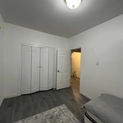 sdaiotsya-uyutnaya-komnata-v-private-house-photo