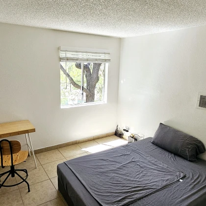 sdaetsya-komnata-v-silymare-photo