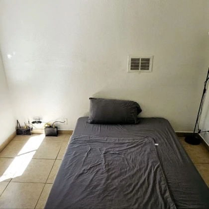 komnatu-v-sylmar-sdam-photo