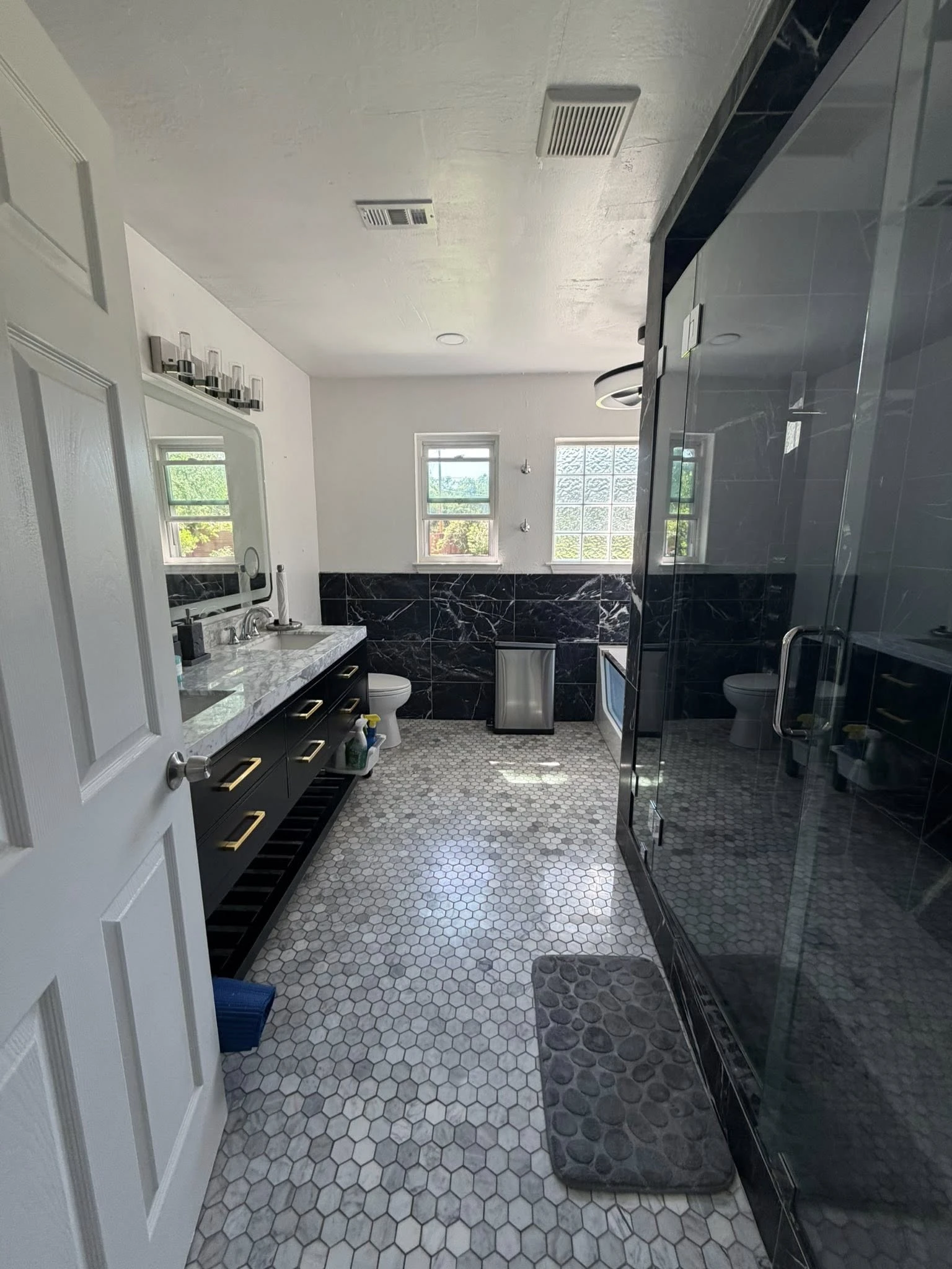 Private Room for Rent in North Austin – Available Now