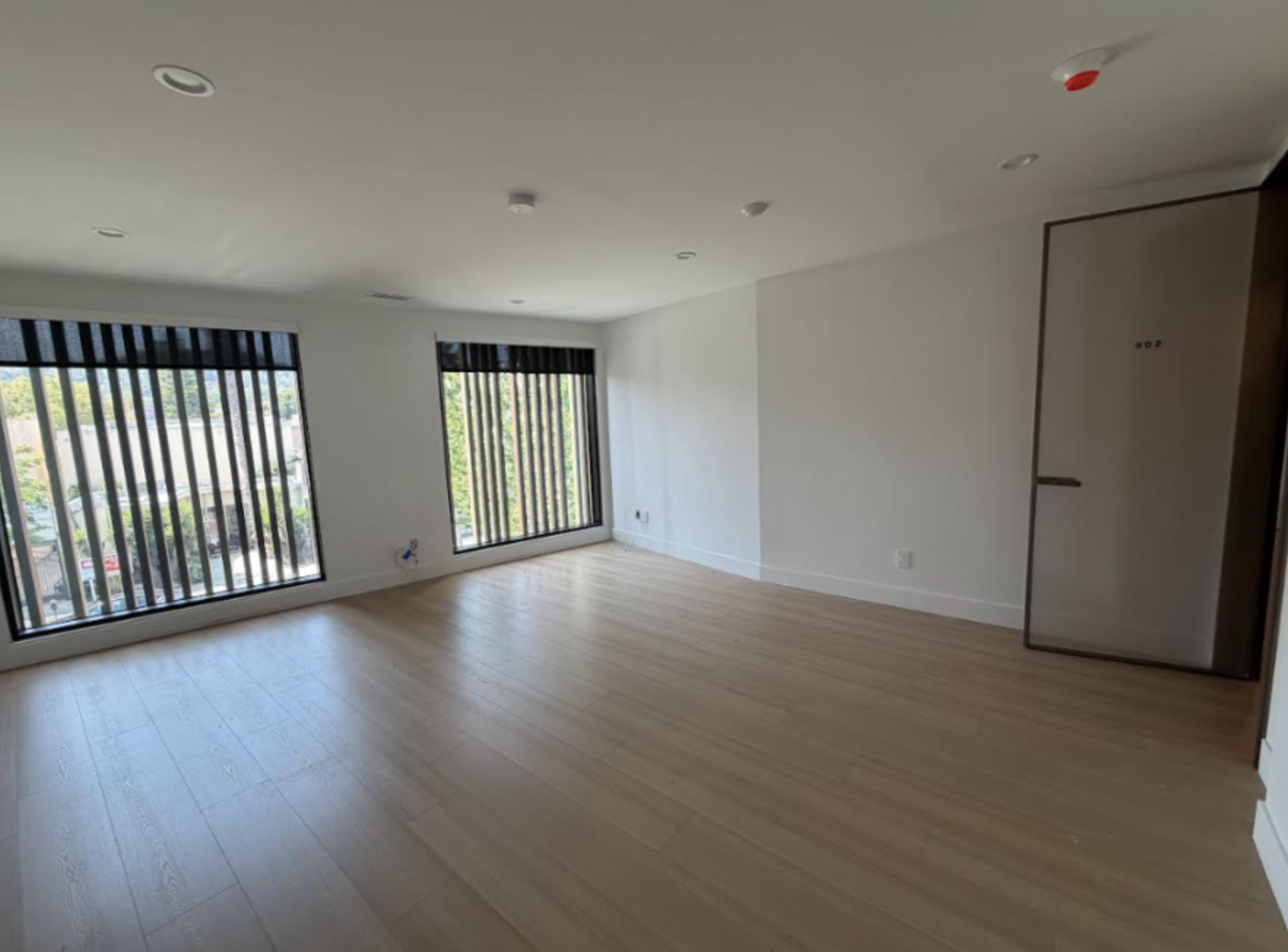 Office Space for Rent - Sherman Oaks, CA - Фото 6