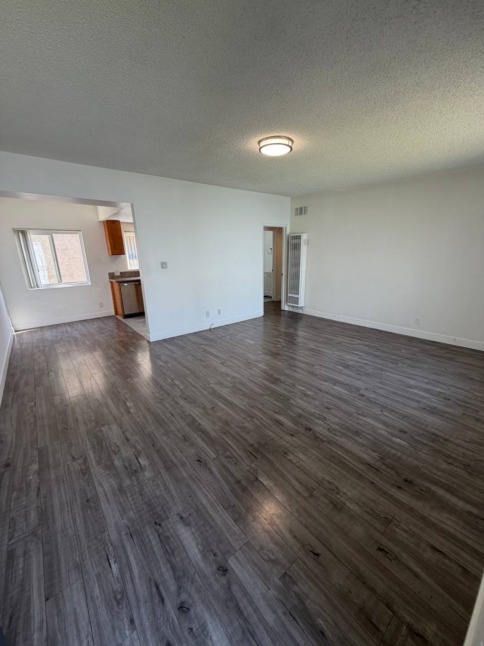 2BD, 1.5BA квартира. Глендейл. Договір із власником - Фотографія 3