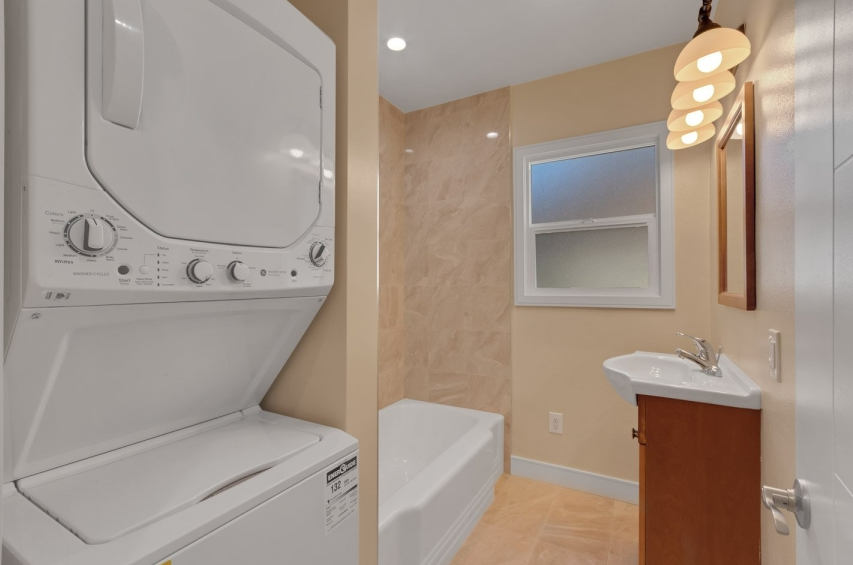 Newly remodeled house for rent - Van Nuys, CA - Фото 7