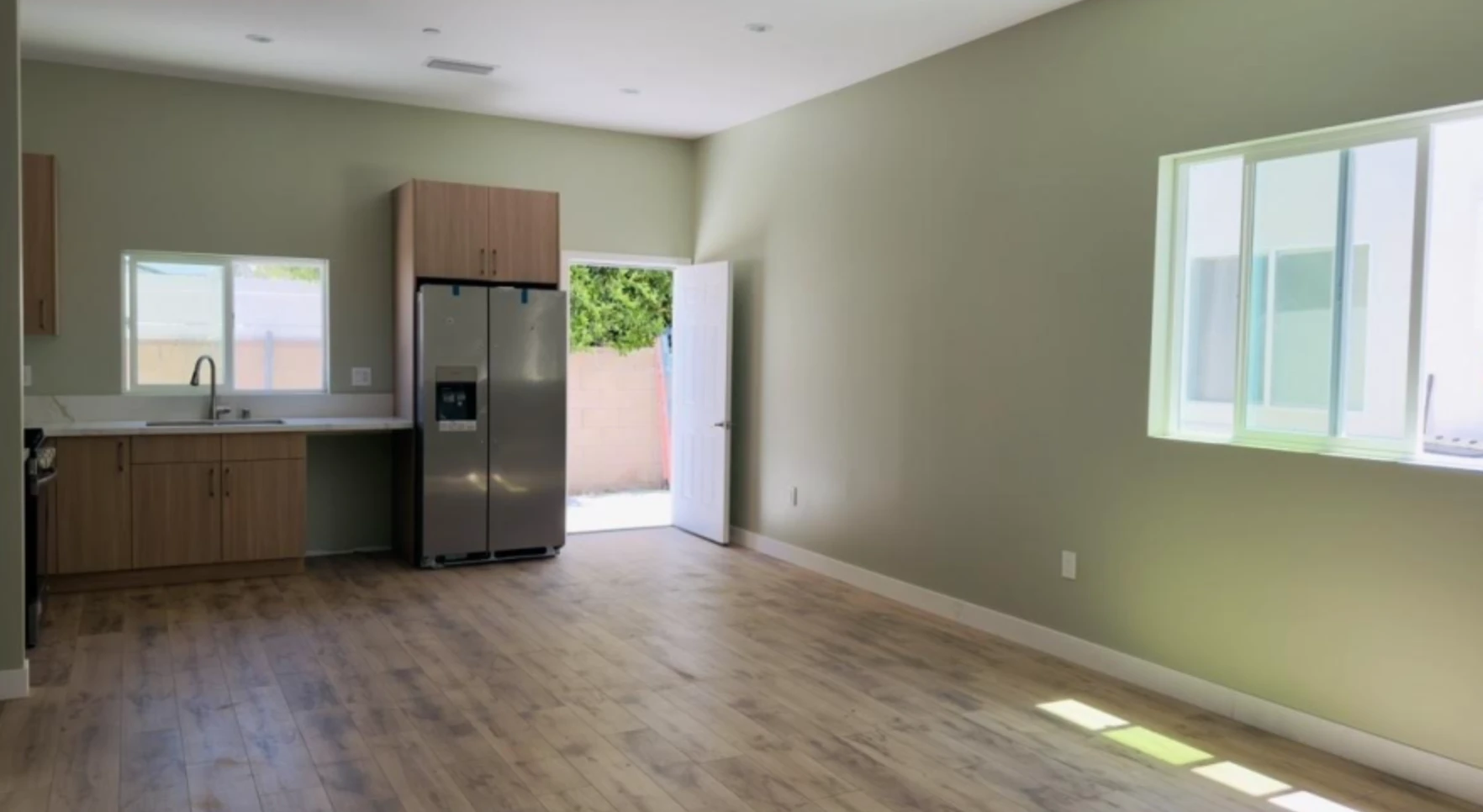 A New House for Rent - NORTH HILLS, CA