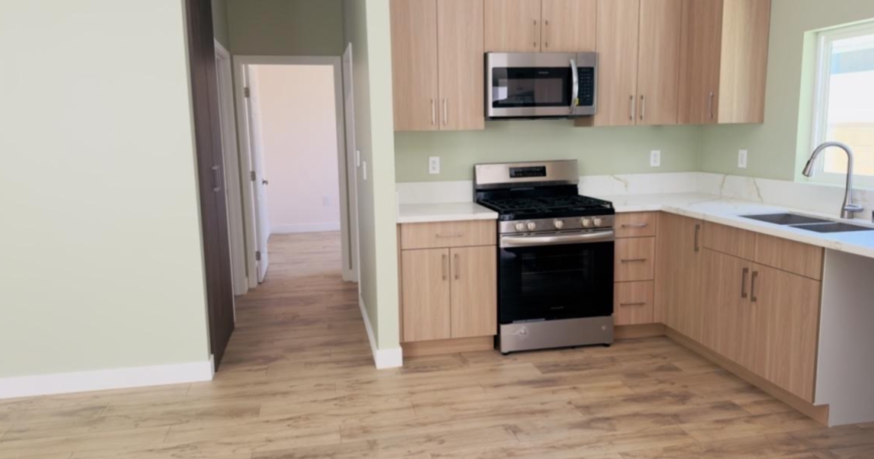 A New House for Rent - NORTH HILLS, CA - Фото 2