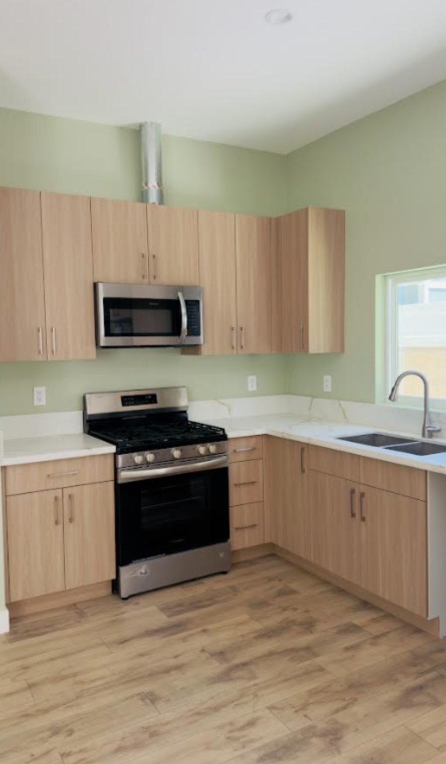 A New House for Rent - NORTH HILLS, CA - Фото 3