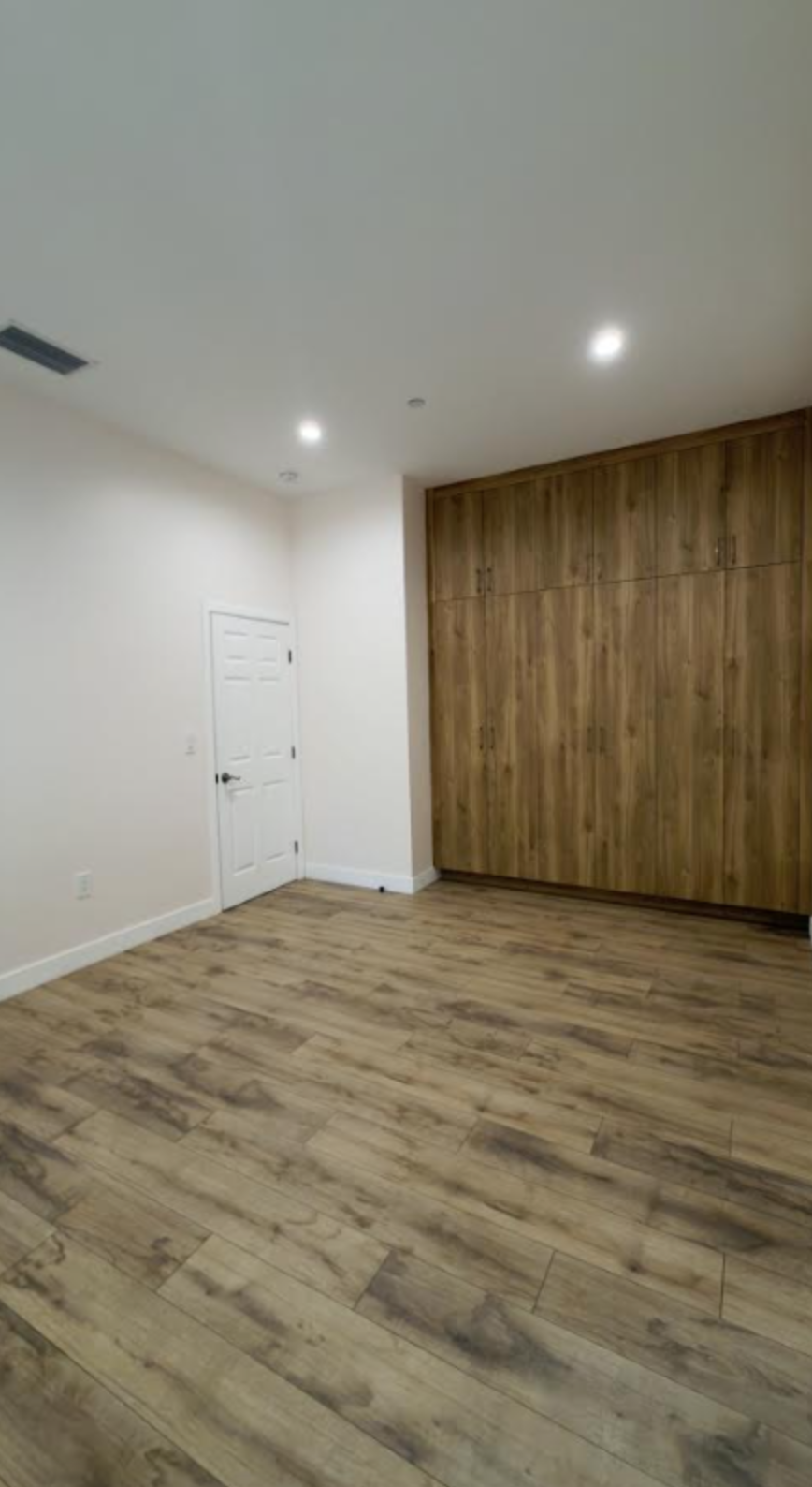 A New House for Rent - NORTH HILLS, CA - Фото 5