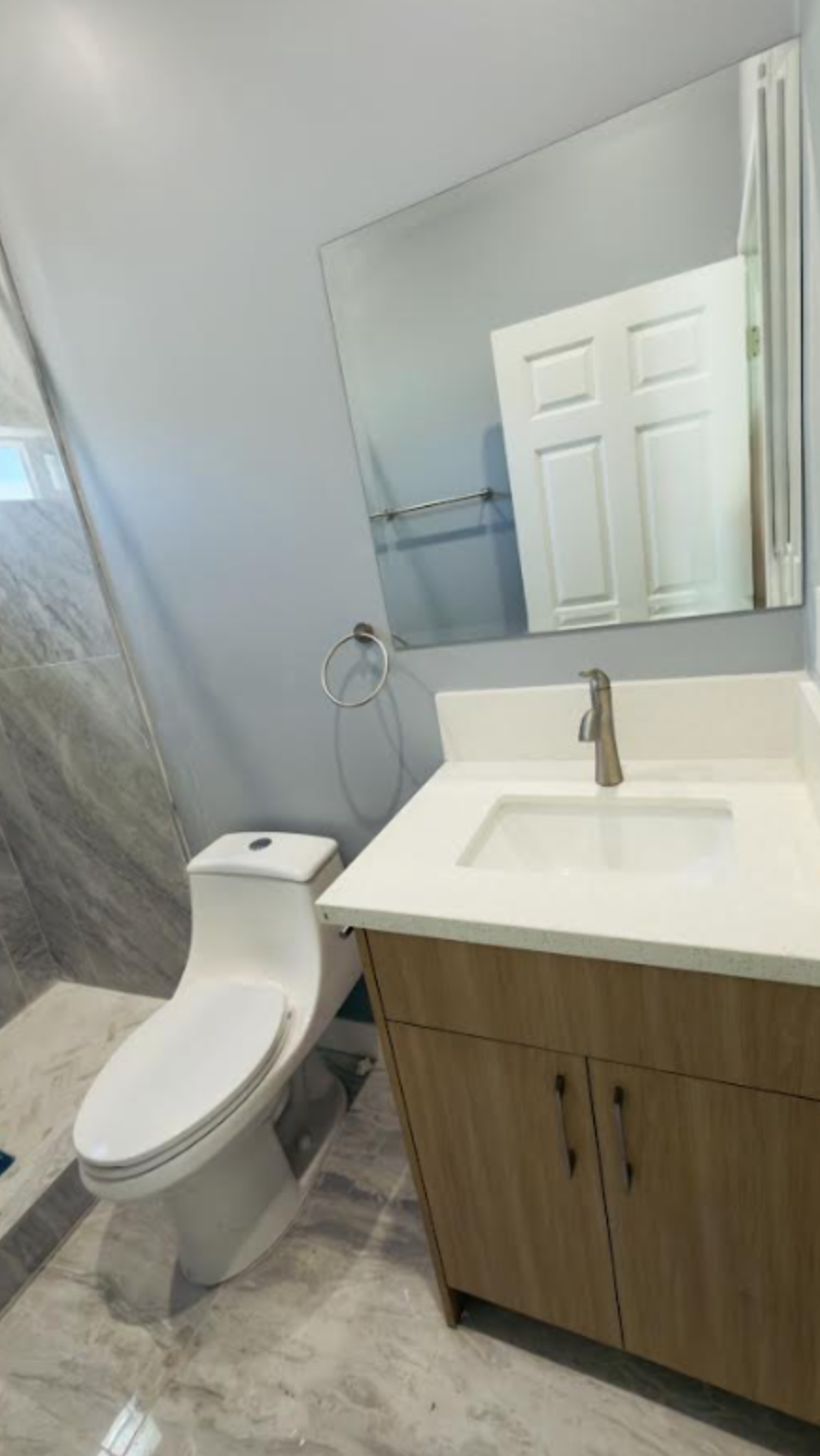 A New House for Rent - NORTH HILLS, CA - Фото 9