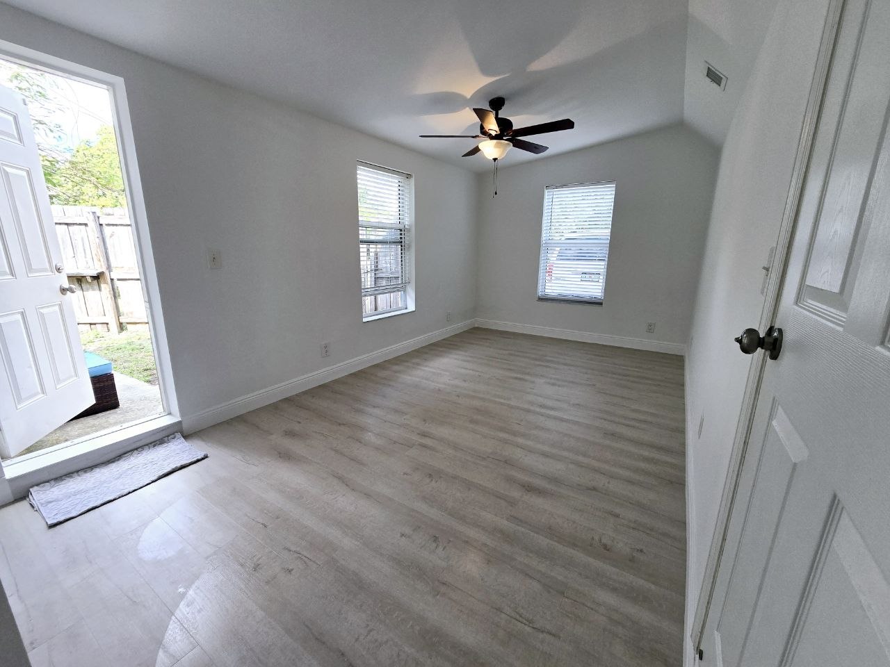 Здається студія в Pompano Beach, 33064 - Фотографія 2